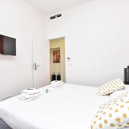 Apartment Modern 3bd For 8 Guests In Bastille Voltaire Paris